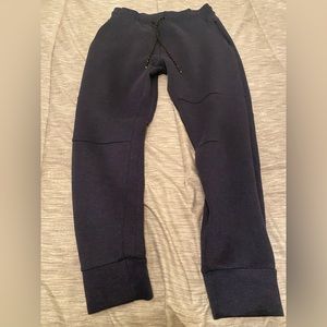 This is a navy blue jogger from American eagle in very good condition